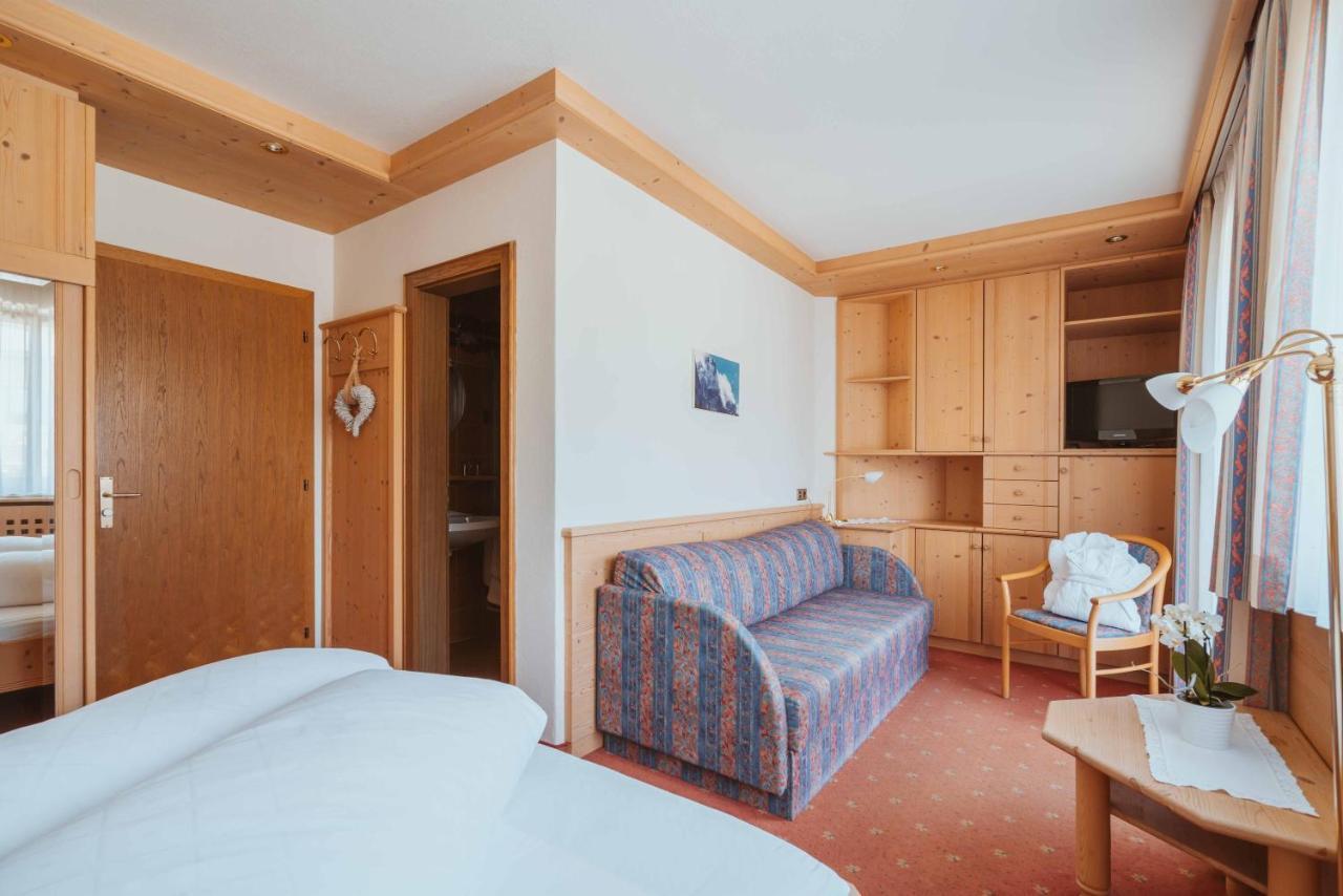 Wanderhotel Teiserhof Funes  Εξωτερικό φωτογραφία